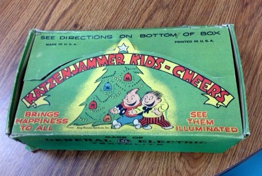 king_features_syndicate_christmas_light_covers_box.jpg