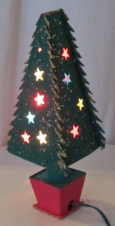 cardboard_christmas_tree.jpg
