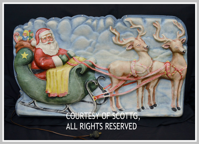 raylite santa and sleigh wall plaque2.jpg